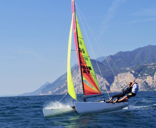 CATAMARÁN ALQUILER POR HORAS