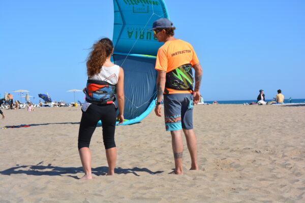 Kitesurf - Clases de iniciación - Imagen 3