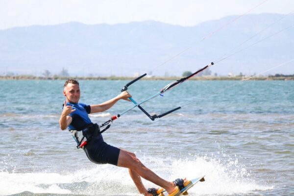 KITESURF ALQUILER POR HORAS
