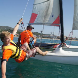 Clases particulares y paseos en catamarán