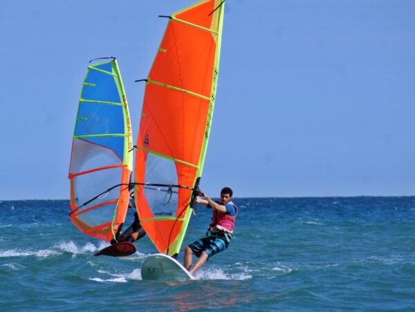 WINDSURF ALQUILER POR HORAS